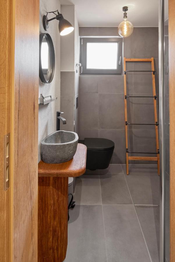 Berner´s-Chalet Weinstadt Luaran gambar
